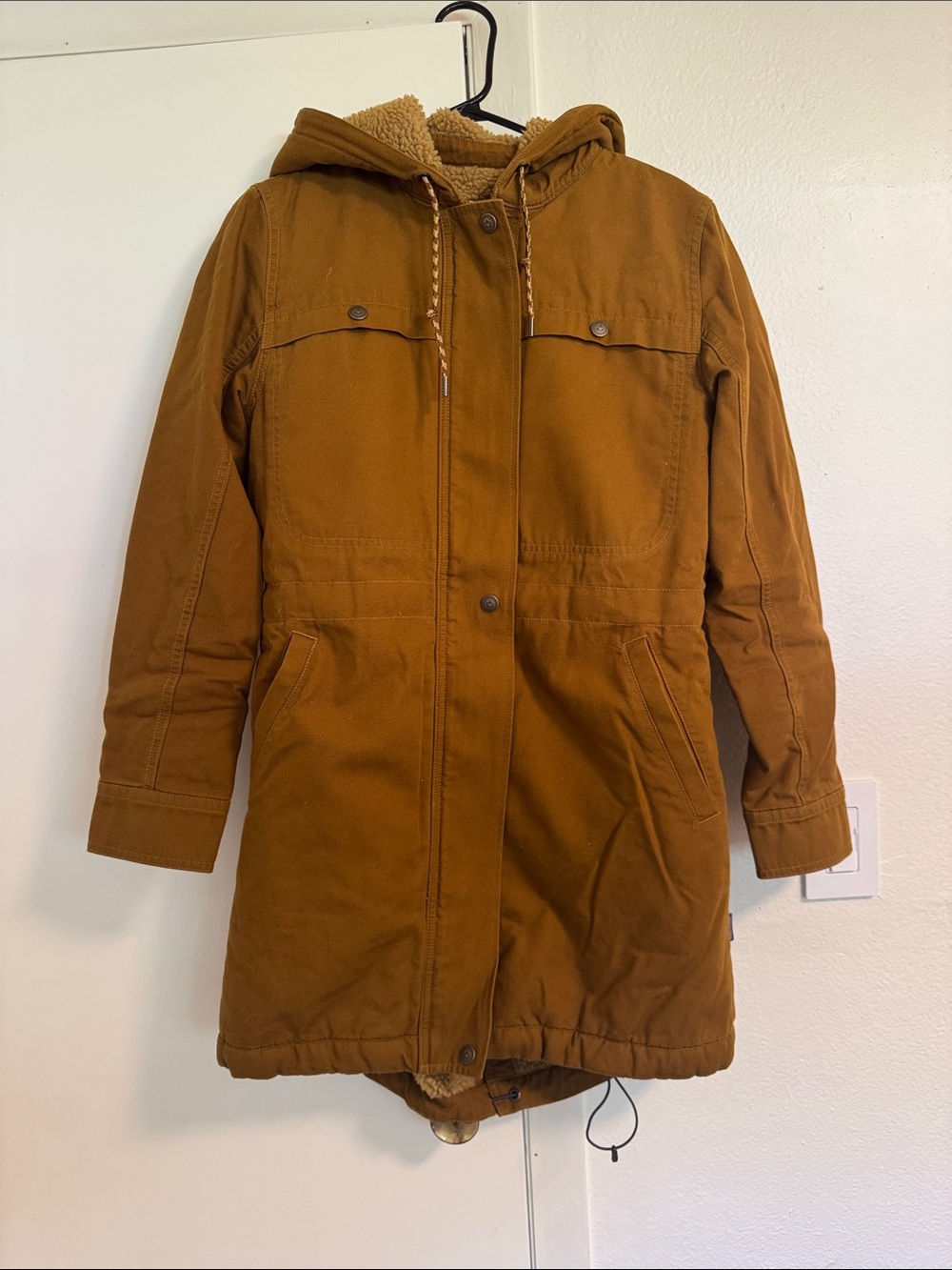 Patagonia Women's Hooded Utility Jacket in Caramel